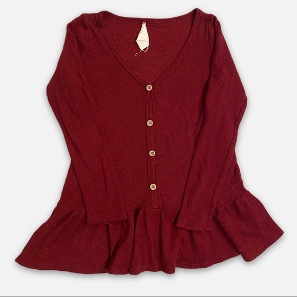 Fantastic Fawn Sweaters - Fantastic Fawn | Peplum V Neck Sweater Maroon Size Small